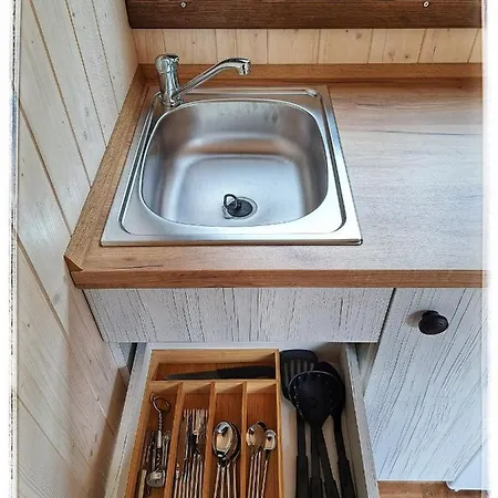 Maringotka 3*